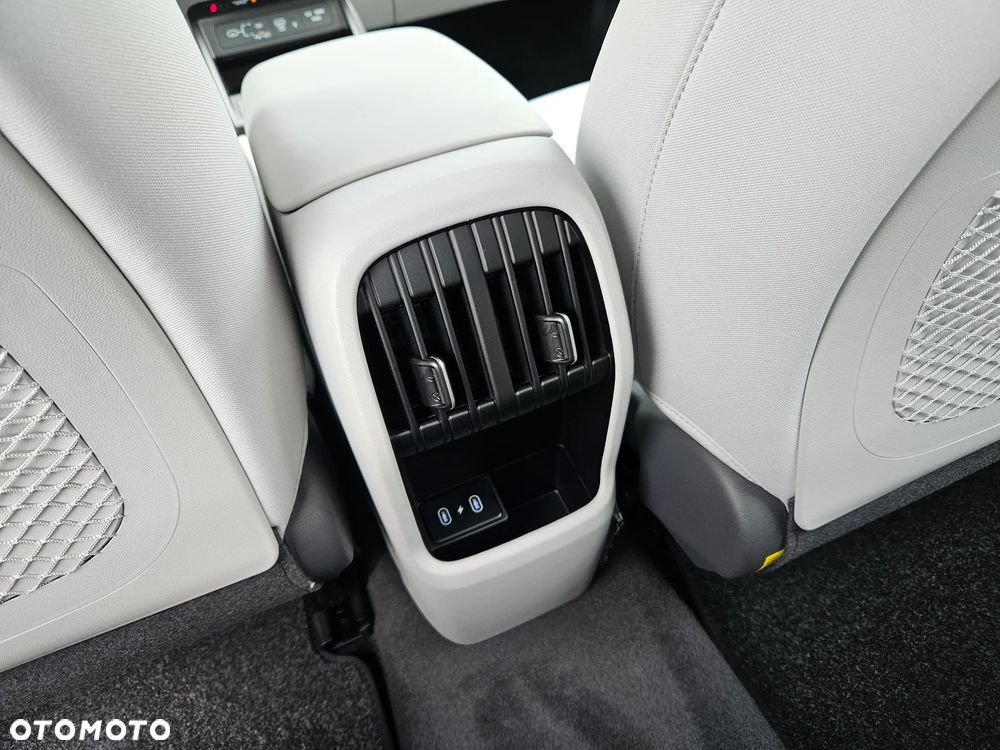 Hyundai Kona 1.6 GDI Hybrid Executive DCT - 12
