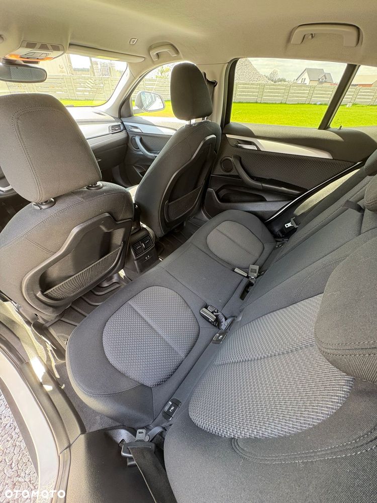 BMW X2 sDrive18i Advantage Plus - 19