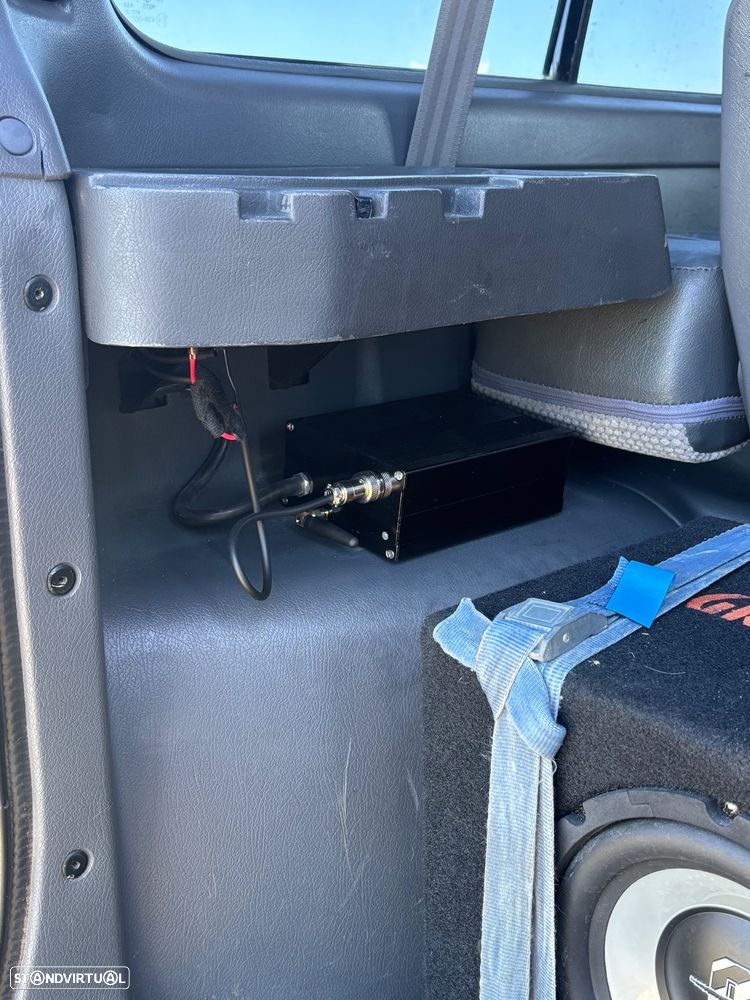 Mitsubishi Pajero 2.8 TD GLS - 18