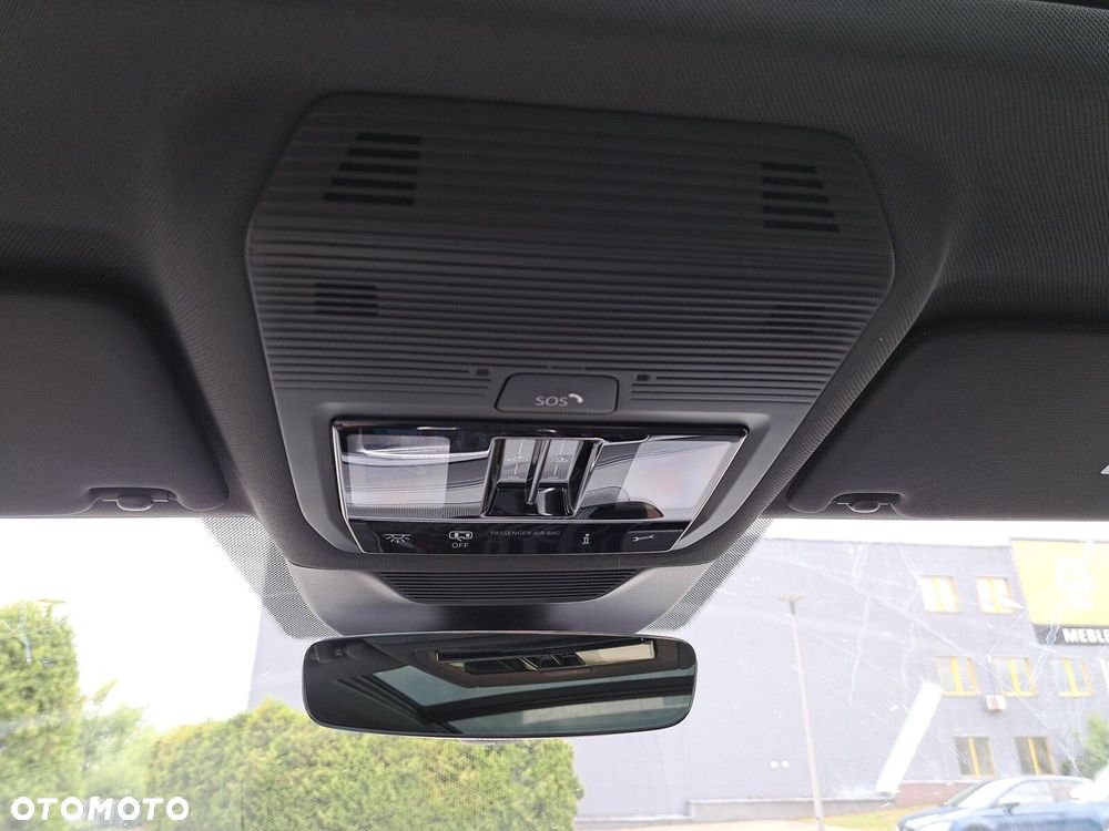 Volkswagen Passat 2.0 TSI 4Mot R-Line Plus DSG - 34