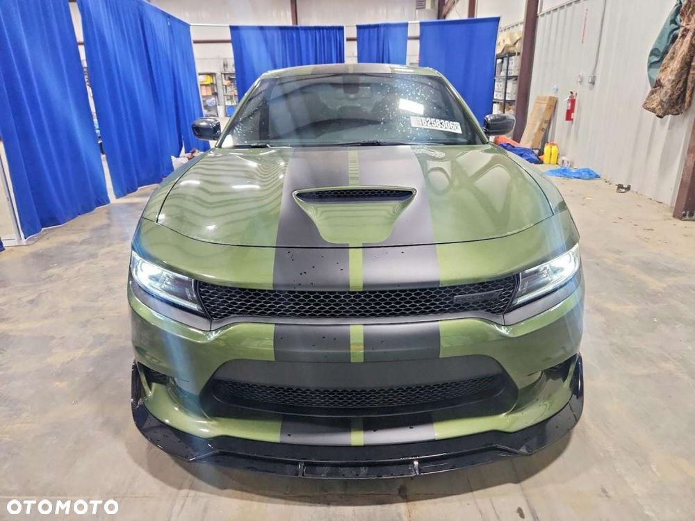 Dodge Charger - 3