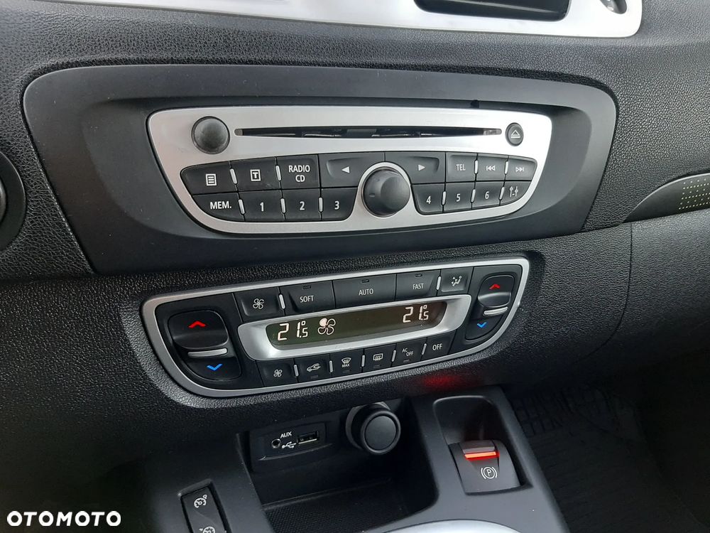 Renault Scenic 1.4 16V TCE Expression - 16