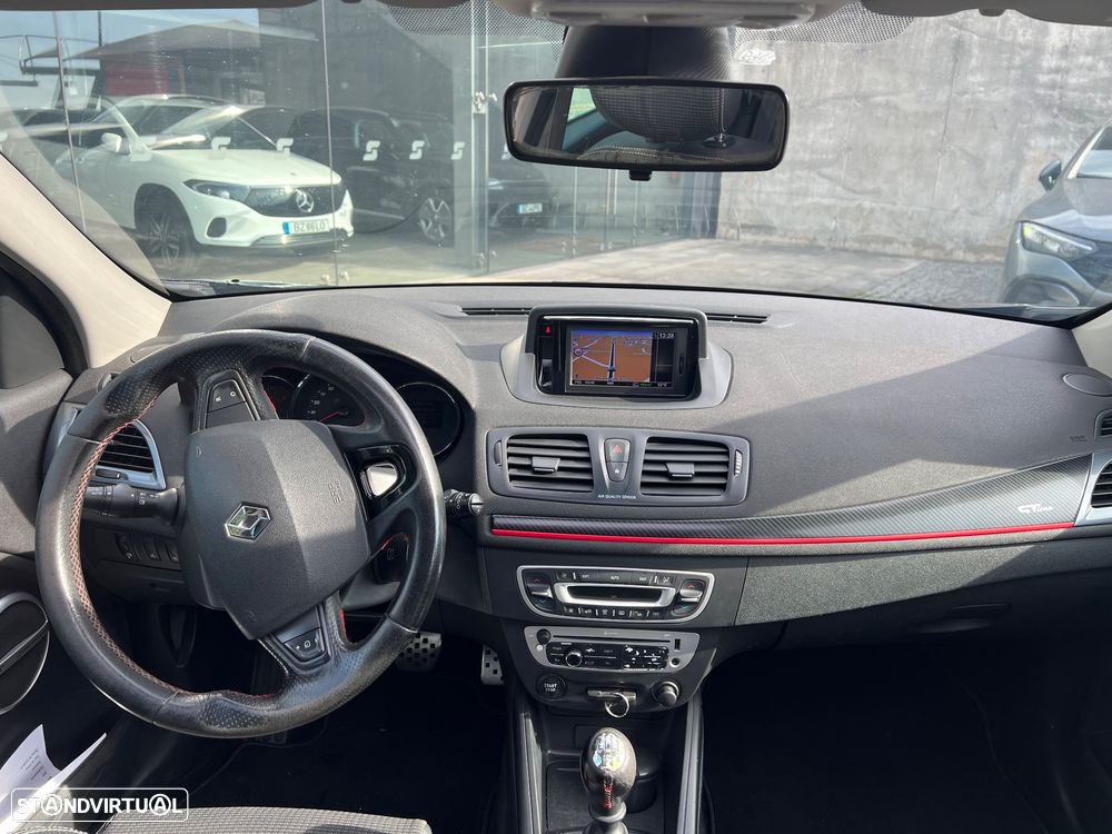 Renault Mégane Sport Tourer 1.5 dCi GT Line - 19