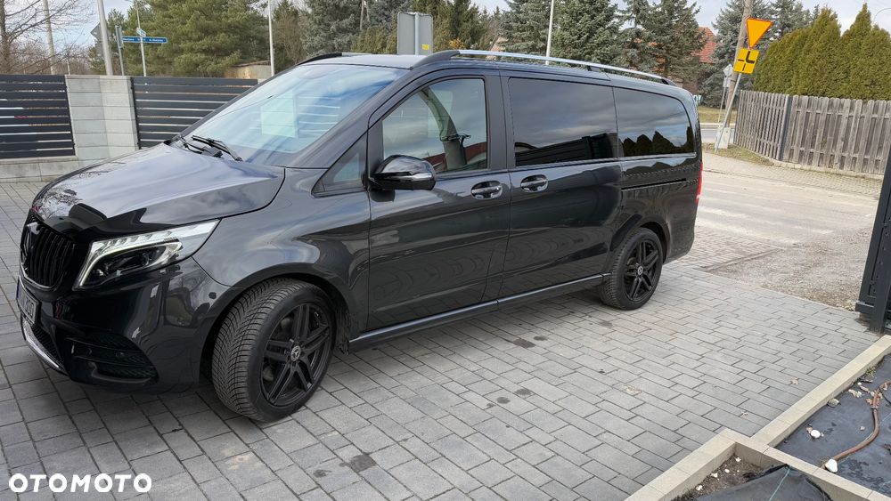 Mercedes-Benz Klasa V - 6