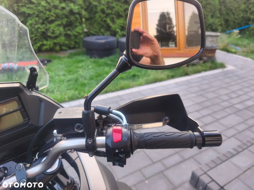 Suzuki V-STROM - 26