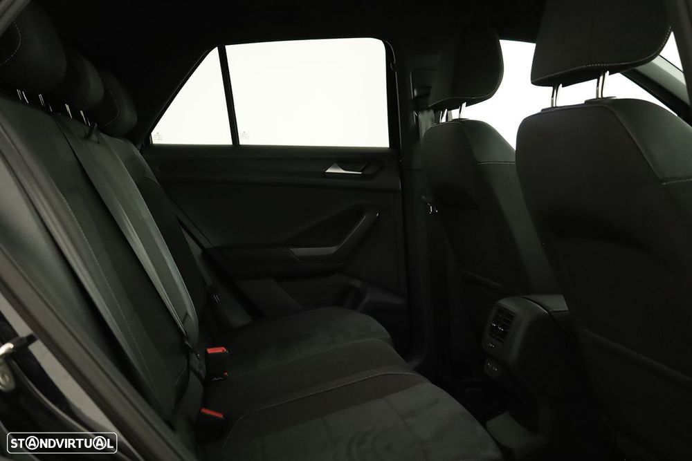 VW T-Roc 1.5 TSI Black Style DSG - 21