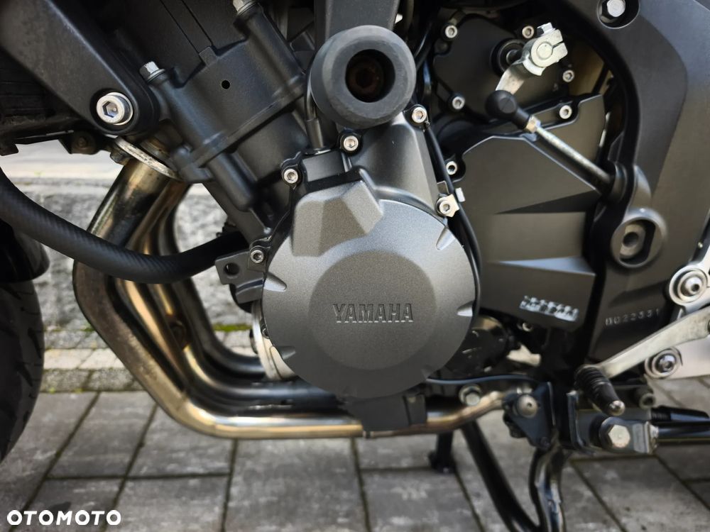 Yamaha FZ6 - 18