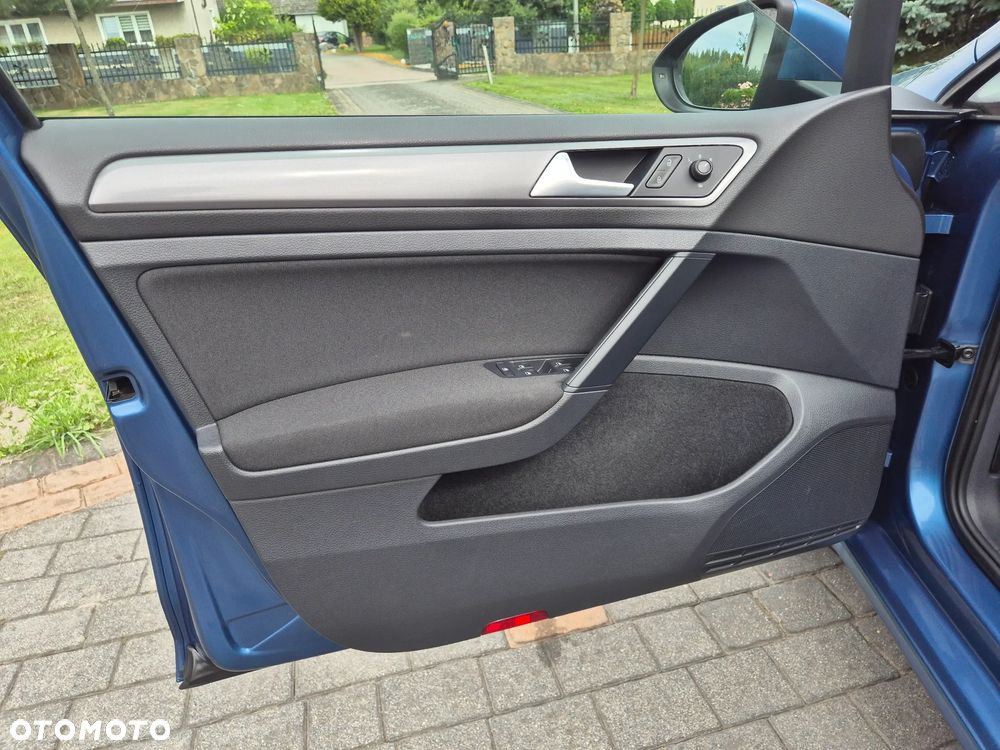 Volkswagen Golf 1.2 TSI BlueMotion Technology Comfortline - 20