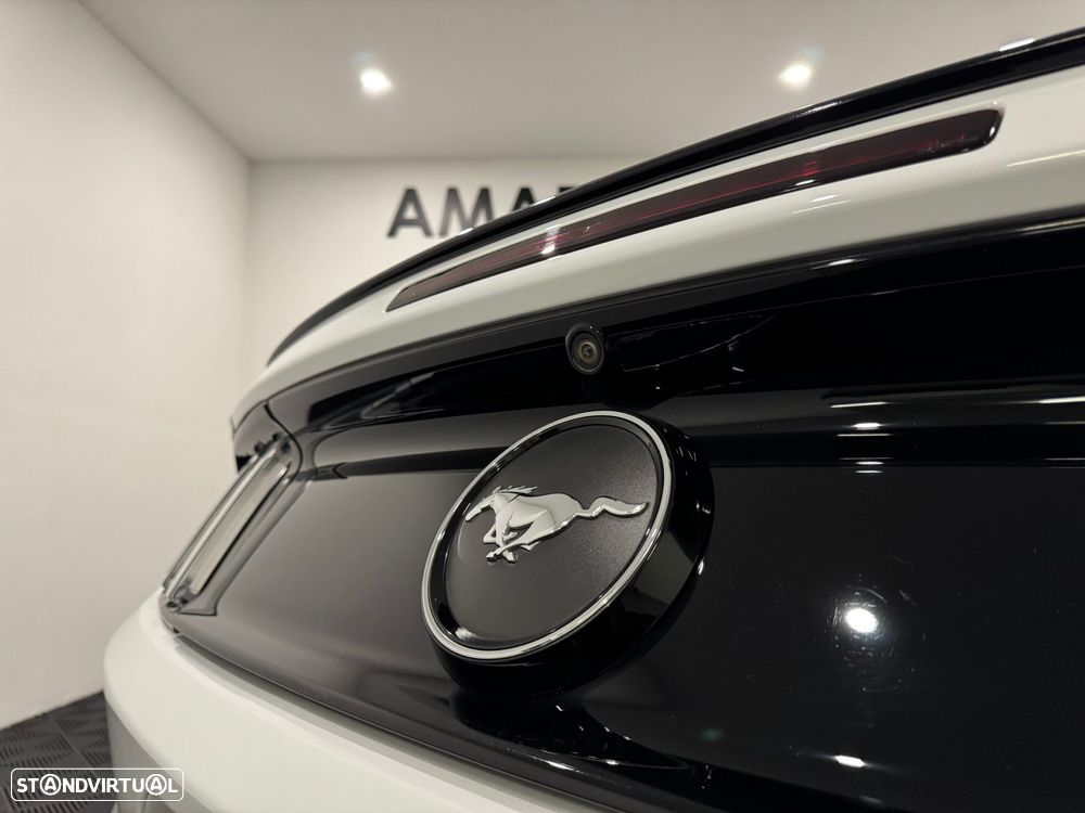 Ford Mustang 2.3i EcoBoost - 25