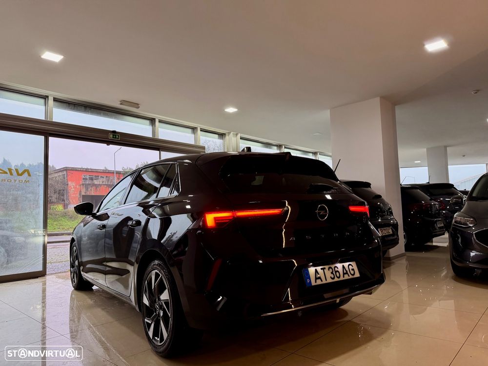 Opel Astra 1.2 T Edition - 37