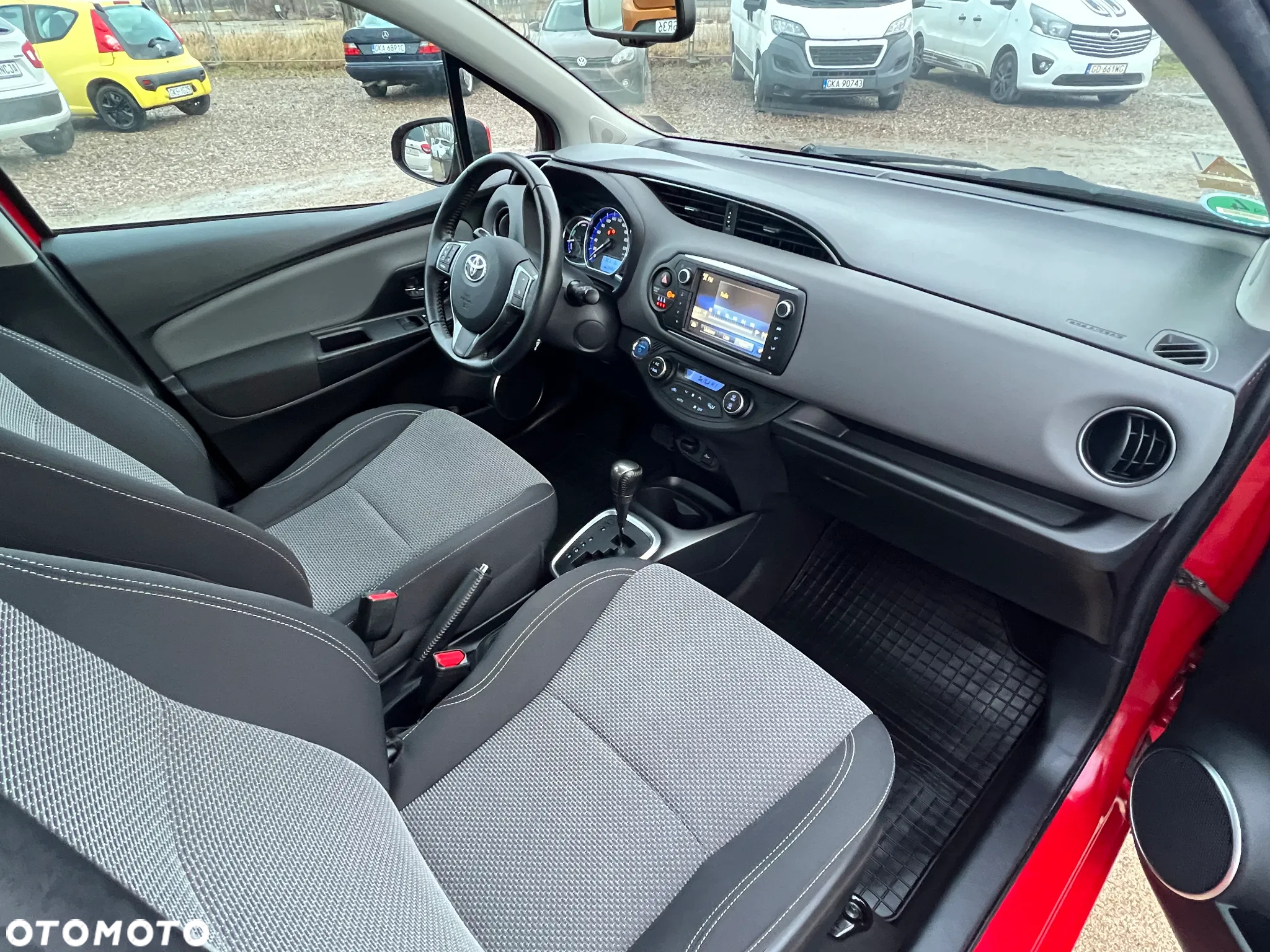 Toyota Yaris - 21