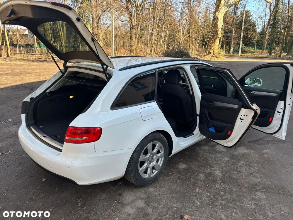 Audi A4 Avant 2.0 TDI - 16