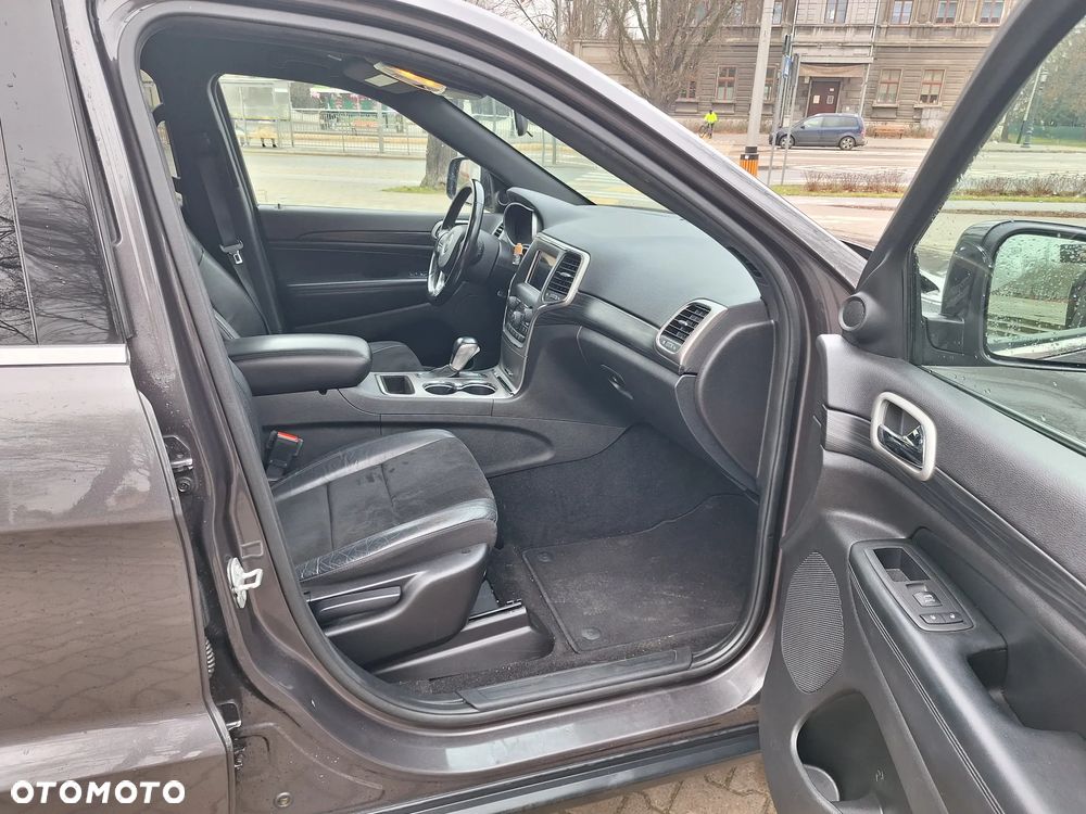 Jeep Grand Cherokee - 6