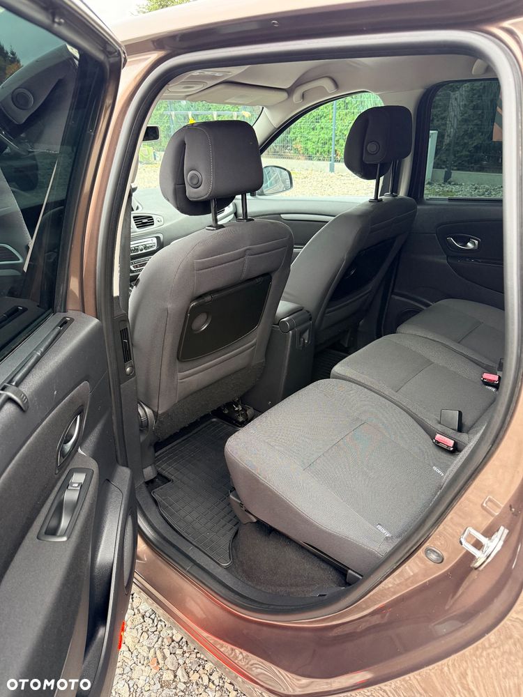 Renault Grand Scenic 1.6 16V 110 Dynamique - 9