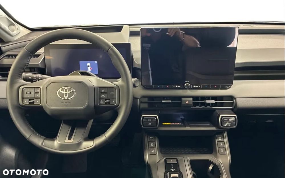 Toyota RAV4 - 8