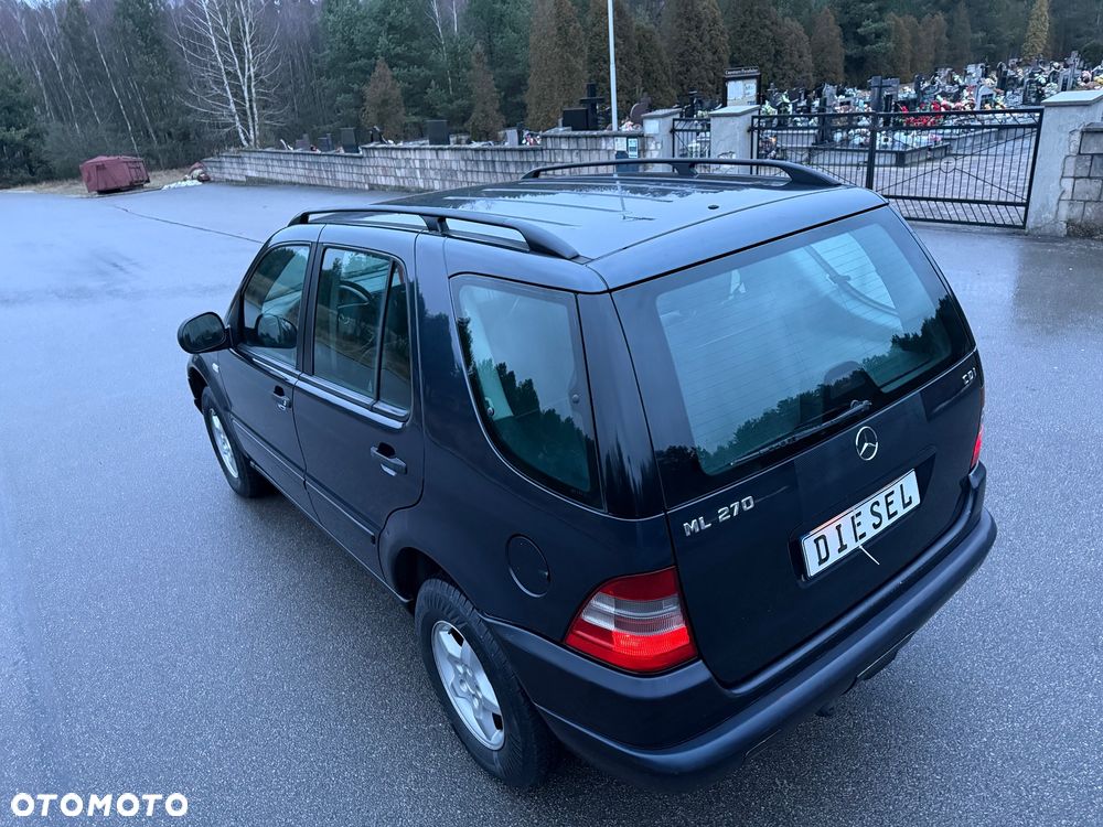 Mercedes-Benz ML - 11