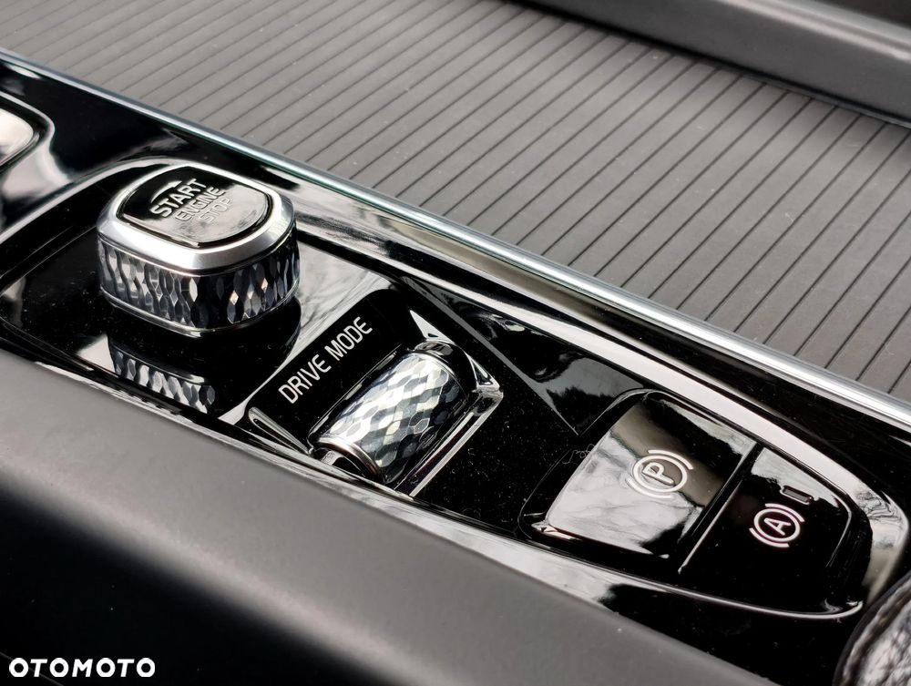 Volvo V60 B4 D Geartronic Momentum Pro - 17