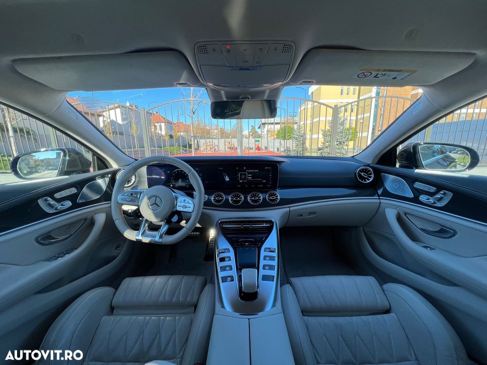 Mercedes-Benz AMG GT 4-door Coupe 63 S 4Matic Speedshift MCT 9G - 16