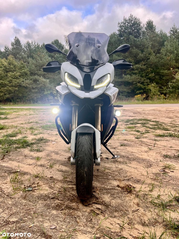 BMW XR - 2