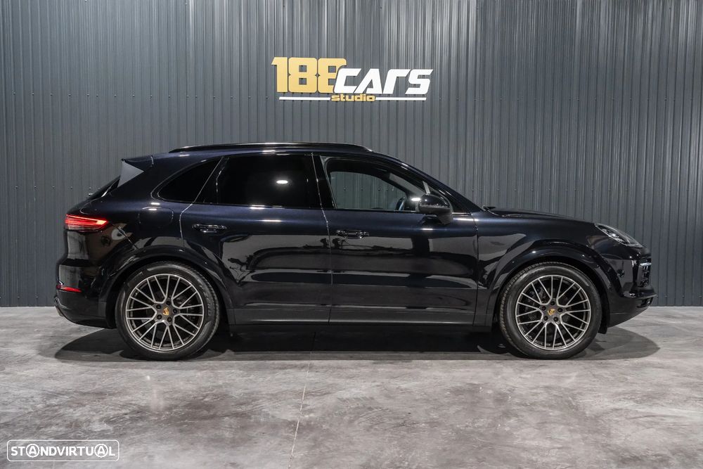 Porsche Cayenne Platinum Edition - 4