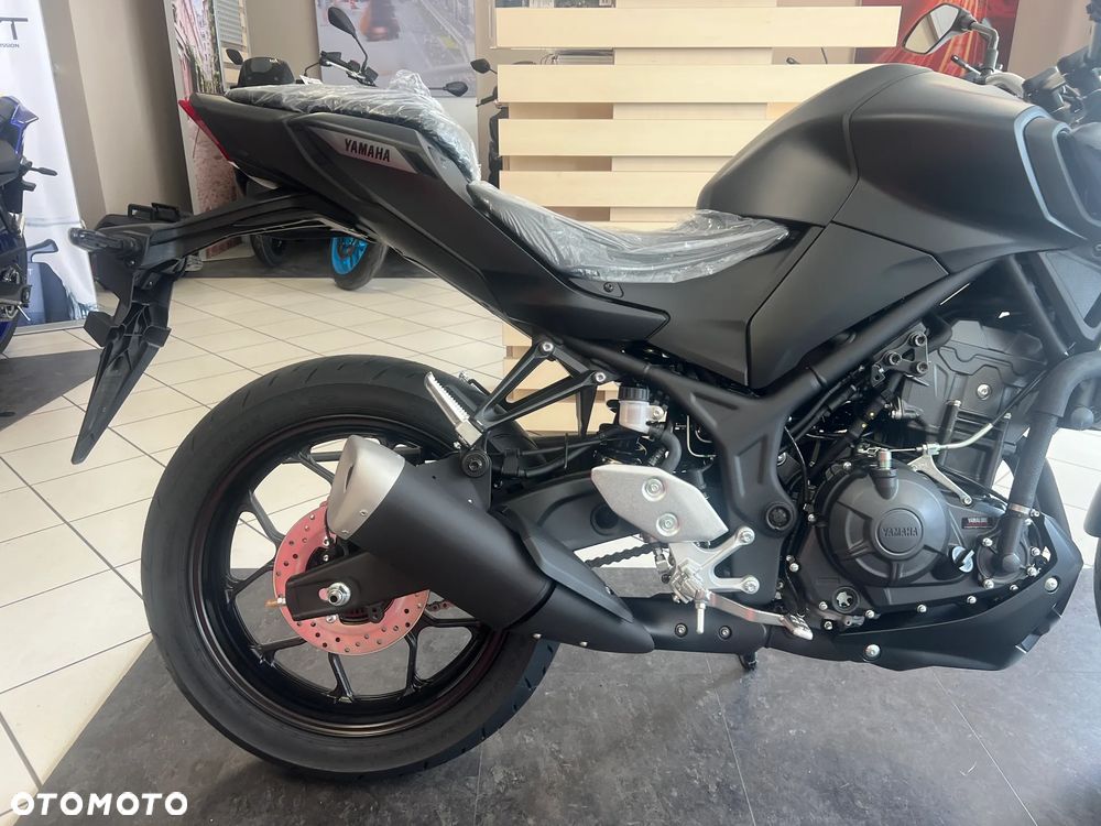 Yamaha MT - 4