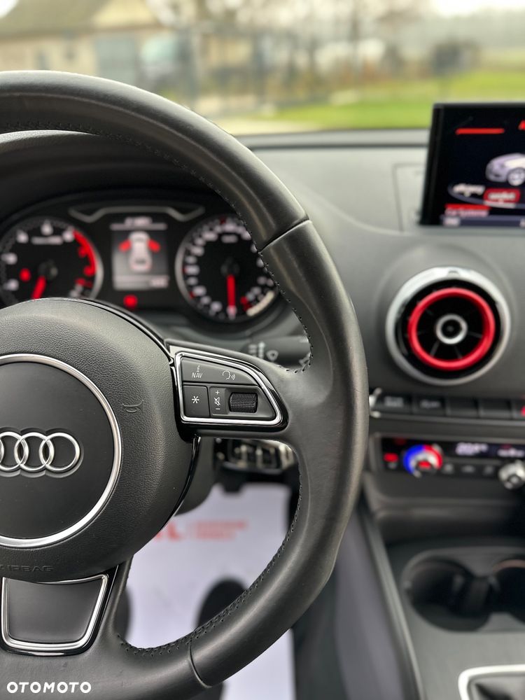 Audi A3 3-drzwiowe 1.4 TFSI S line Sportpaket - 24