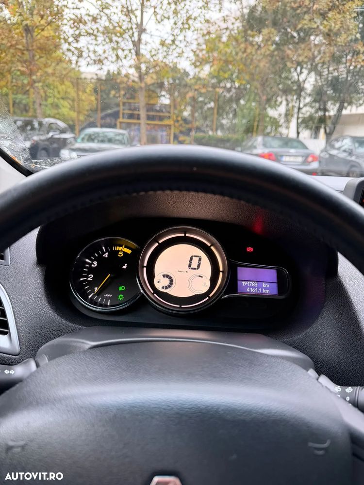 Renault Megane ENERGY dCi 110 Start & Stop LIMITED - 16