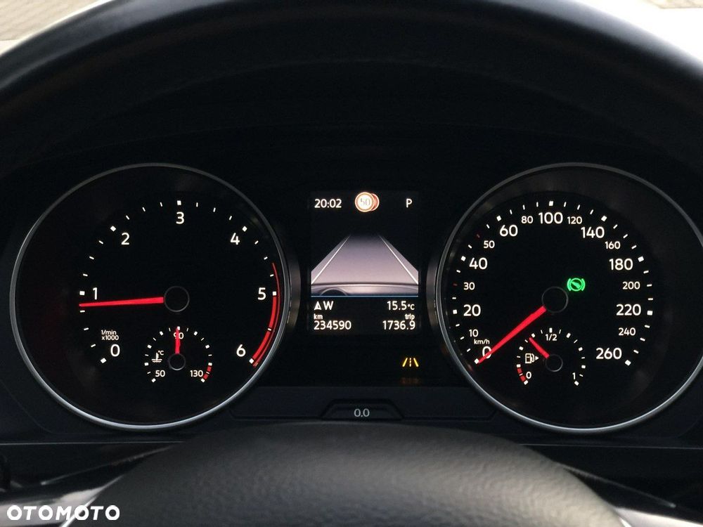 Volkswagen Tiguan Allspace - 19