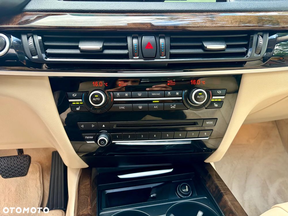 BMW X5 xDrive35i Edition Exclusive - 19