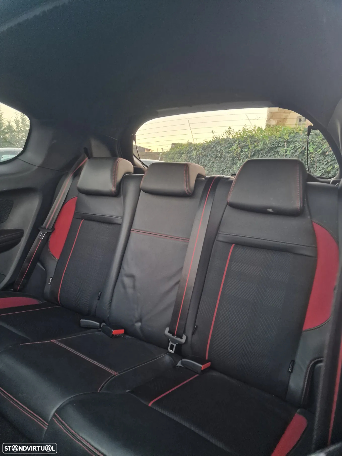 Peugeot 208 1.6 THP GTi Limited Edition - 13