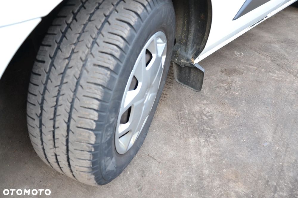 Ford Transit L2H2 Trend - 13