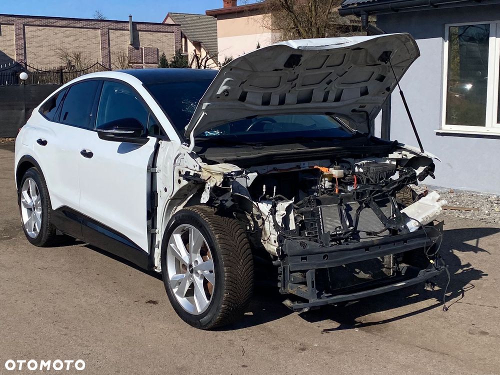 Audi Q4 Sportback e-tron - 8