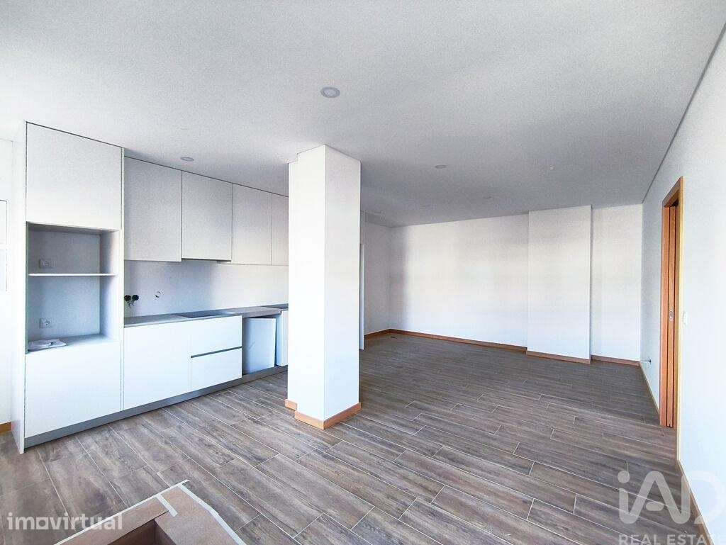 Apartamento T2 em Darque de 64,00 m2