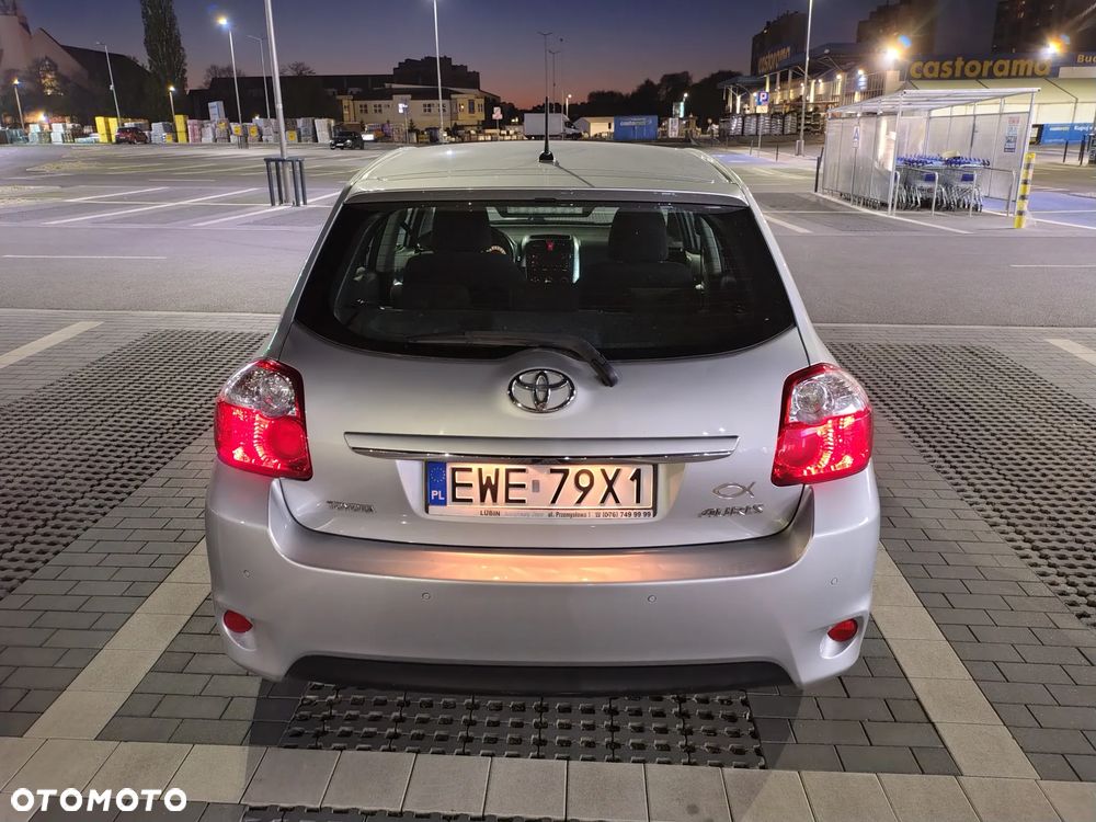 Toyota Auris 1.6 Active - 11