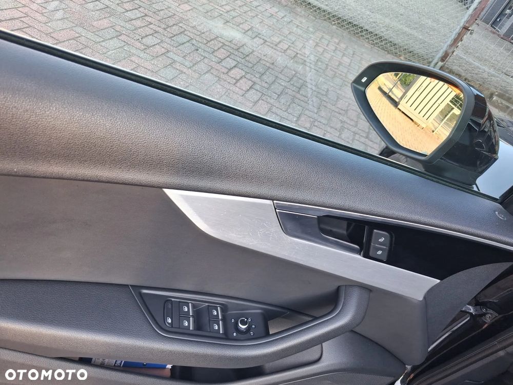 Audi A4 Avant 30 TDI mHEV S Line S tronic - 24