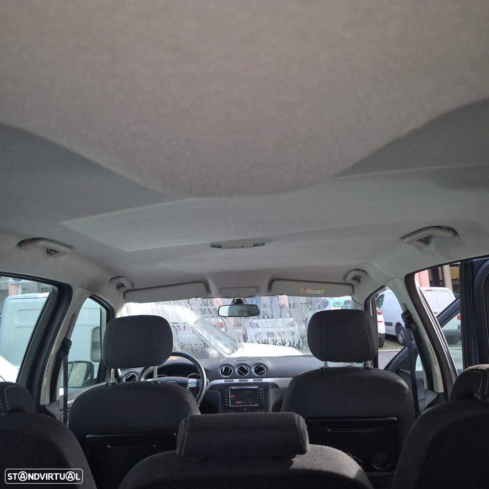 Ford S-Max 2.0 TDCi Titanium 7L - 6