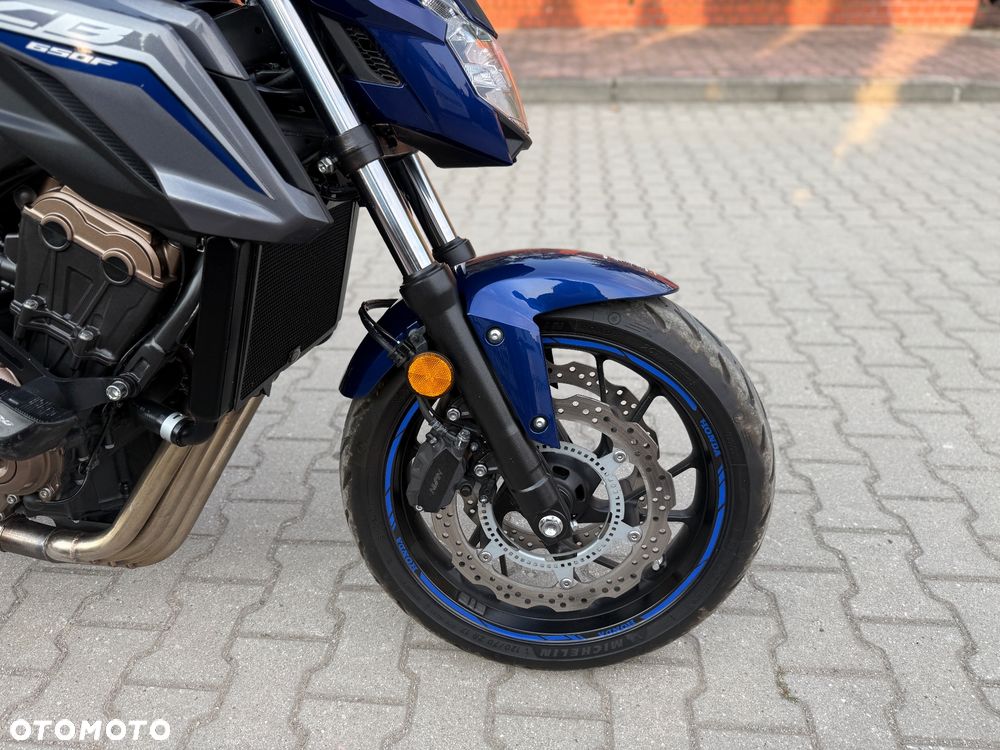 Honda CB - 4