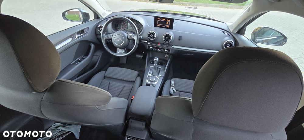 Audi A3 2.0 TDI (clean diesel) S tronic Attraction - 5