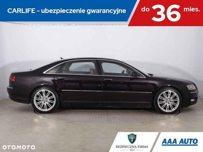 Audi A8 - 8