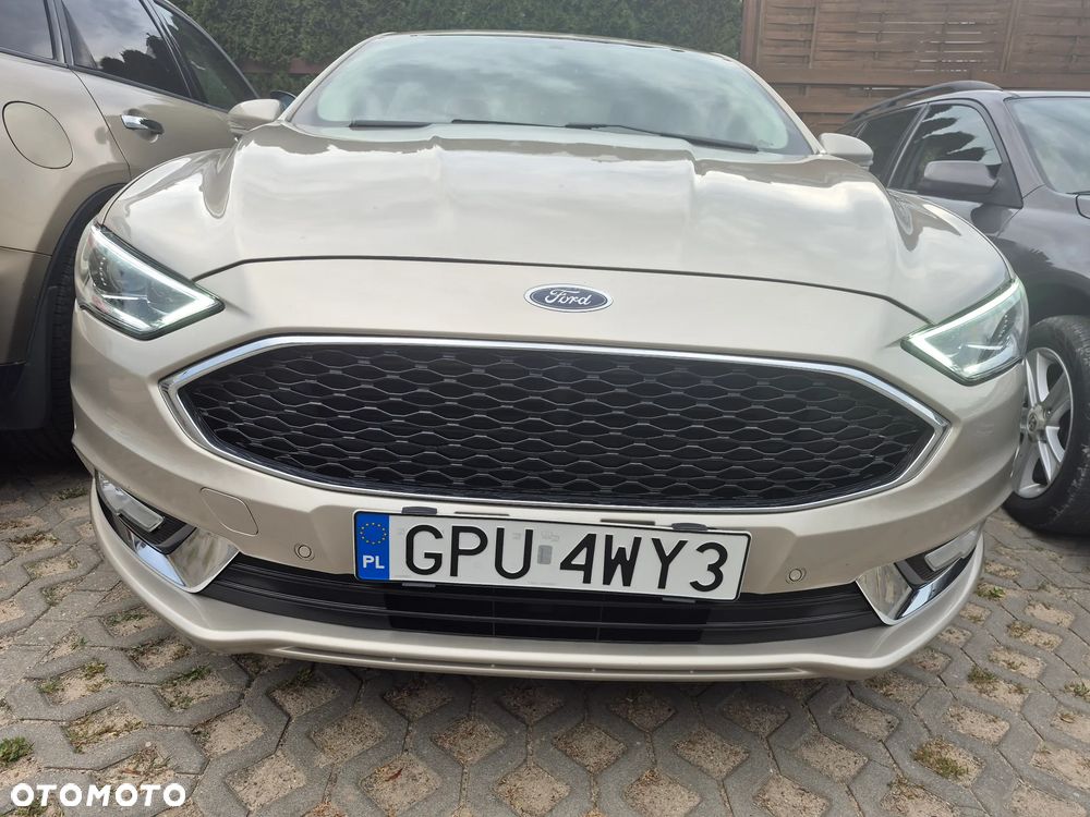 Ford Fusion - 34