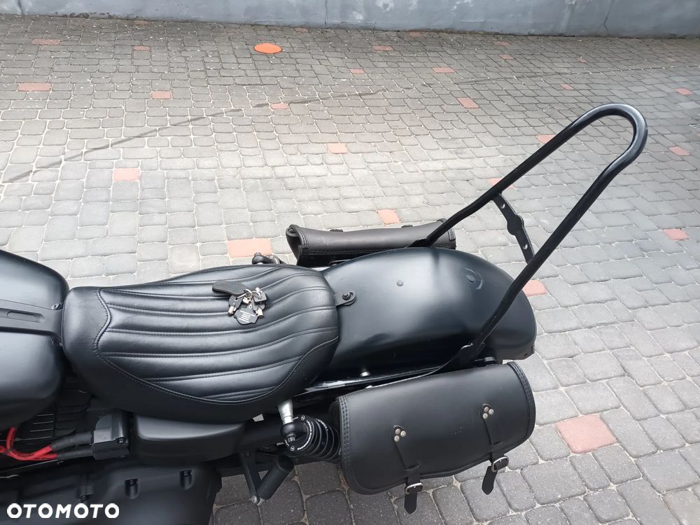 Harley-Davidson Dyna Fat Bob - 9