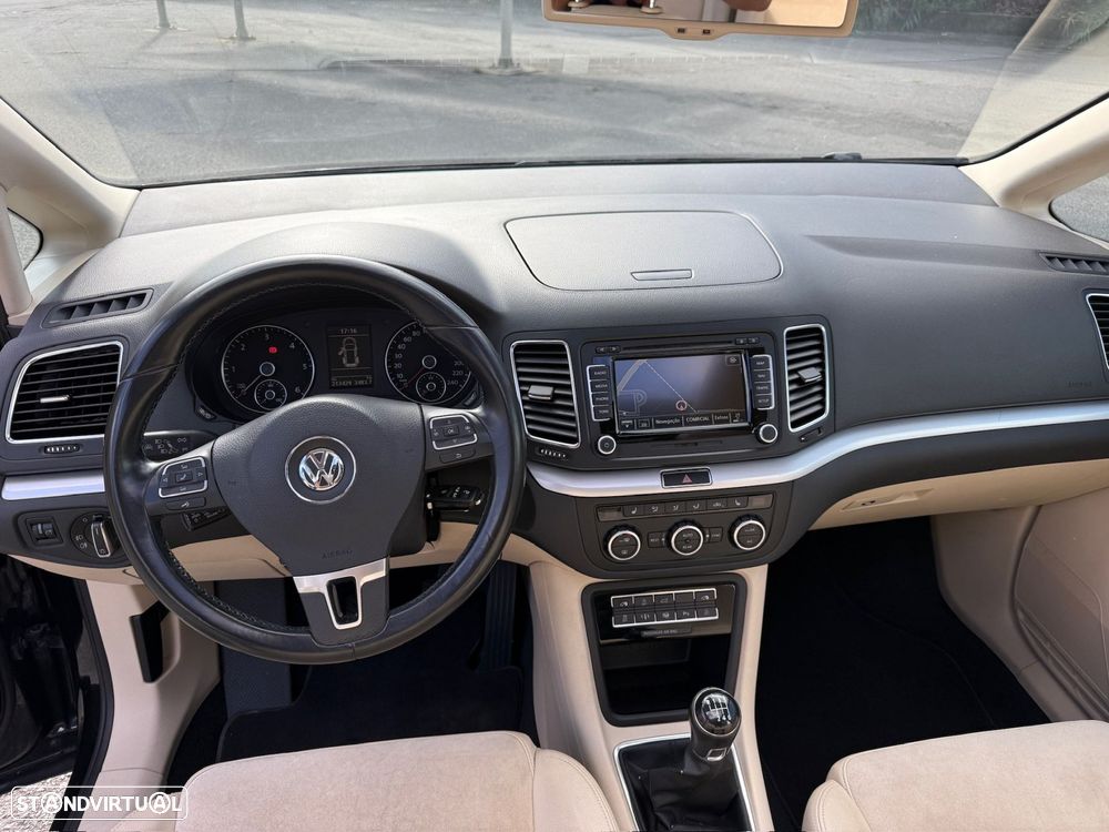 VW Sharan 2.0 TDI Highline - 9