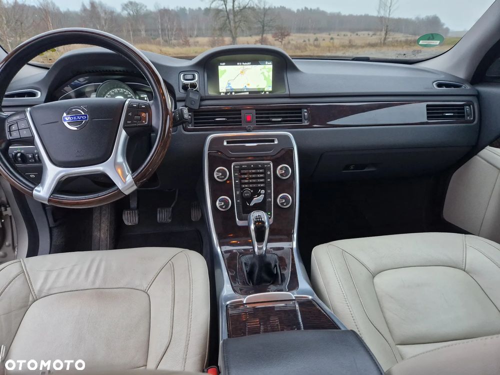 Volvo V70 D4 Momentum - 20