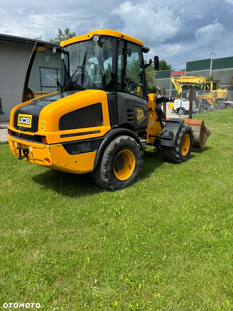 Caterpillar 908H - 13