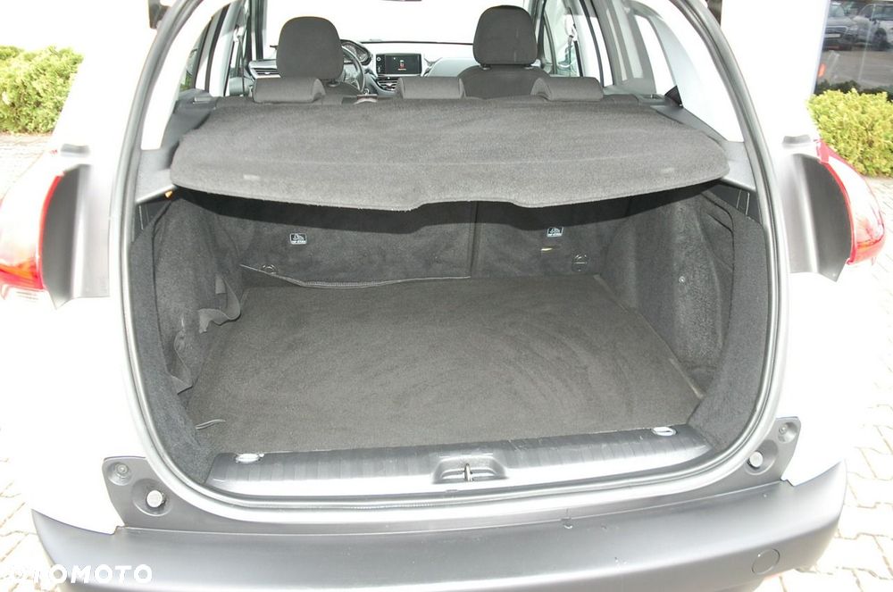 Peugeot 2008 - 31