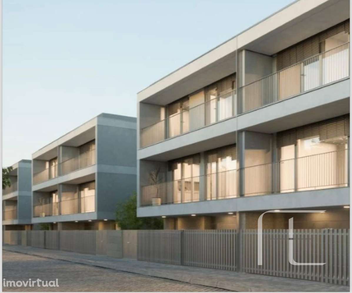 Moradia T3 Venda em Ramalde,Porto - Grande imagem: 2/31