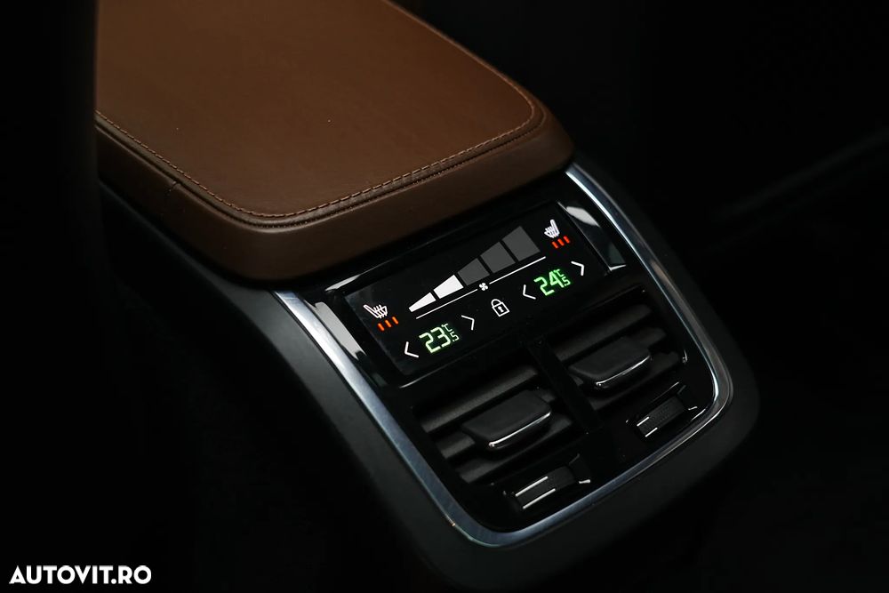 Volvo XC 90 B5 MHEV AWD 7 locuri Inscription - 34