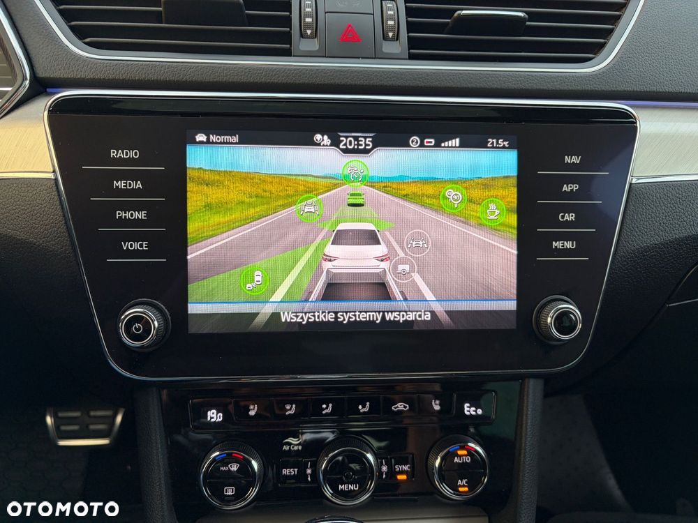 Skoda Superb 1.4 TSI Plug-In Hybrid L&K DSG - 19