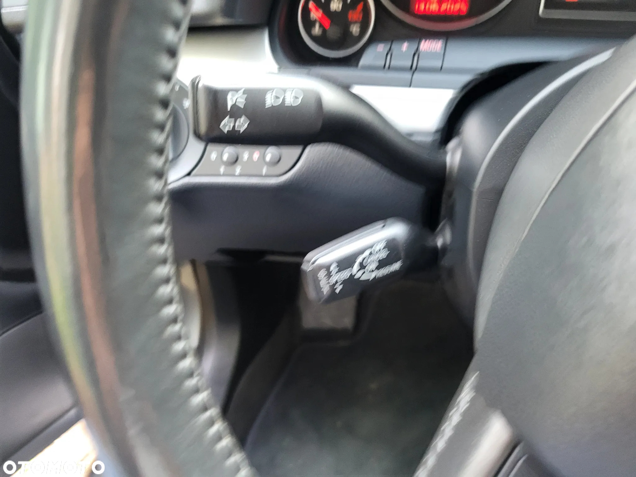 Audi A4 1.8 T multitronic - 16