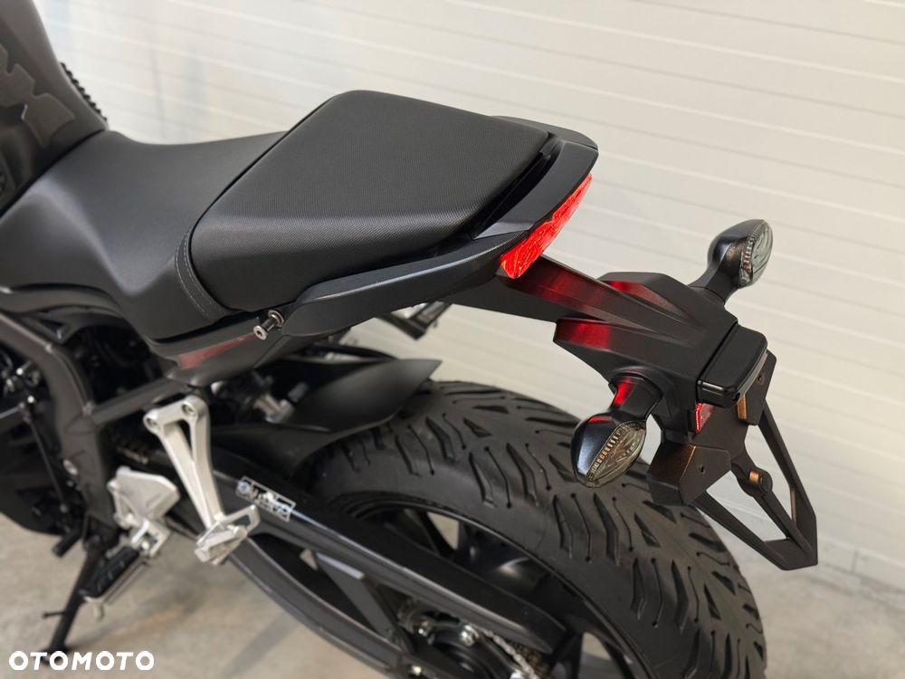 Honda CBR - 35